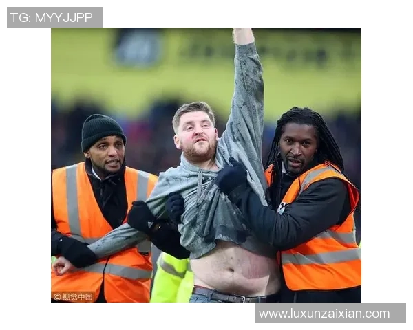 足球巨星深夜豪饮失态引热议球迷担忧状态影响赛场表现